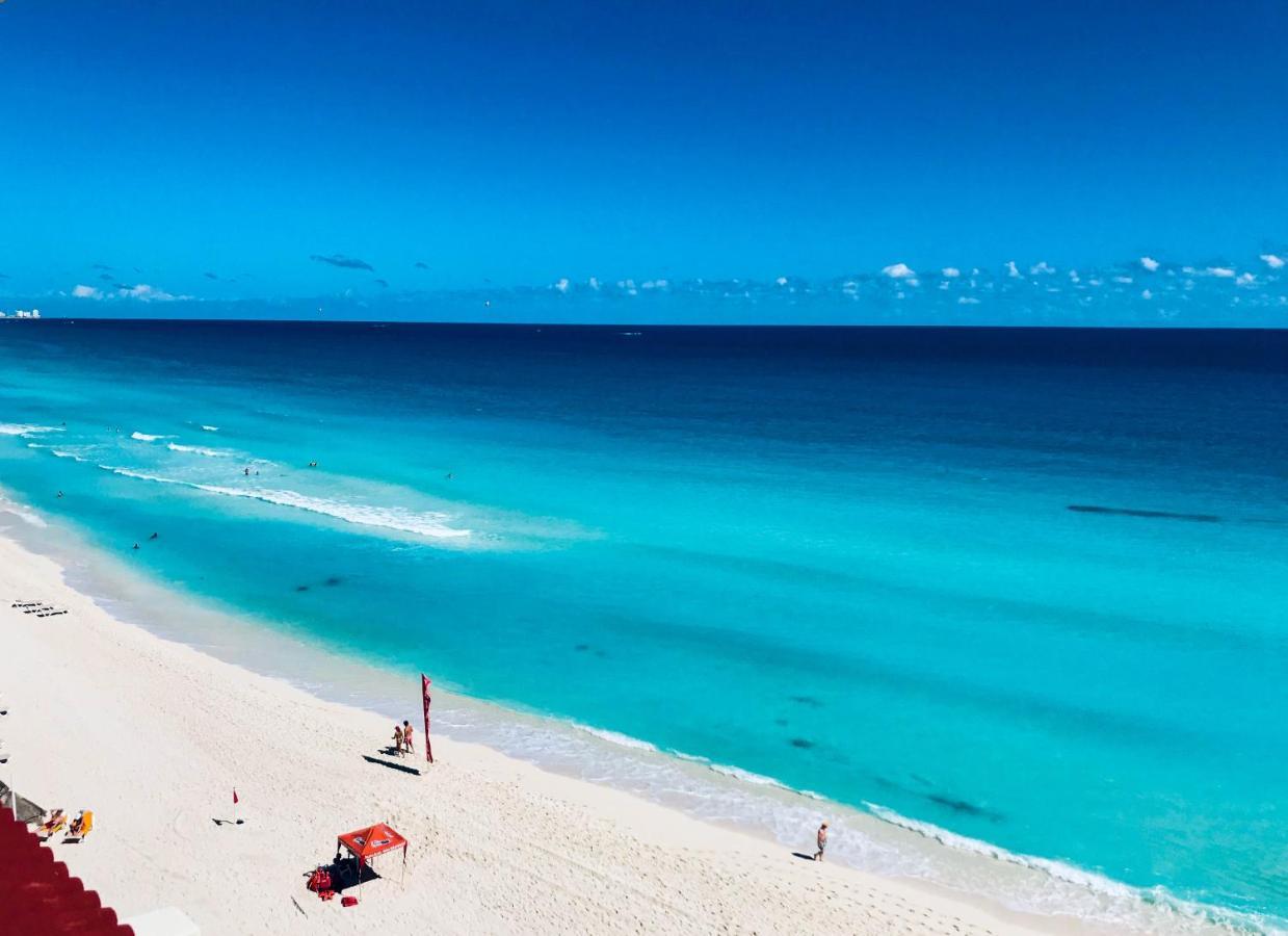 Beachside Apartments Cancun Exterior photo