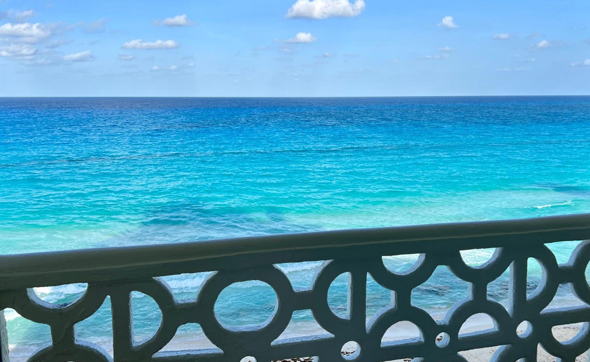 Beachside Apartments Cancun Exterior photo