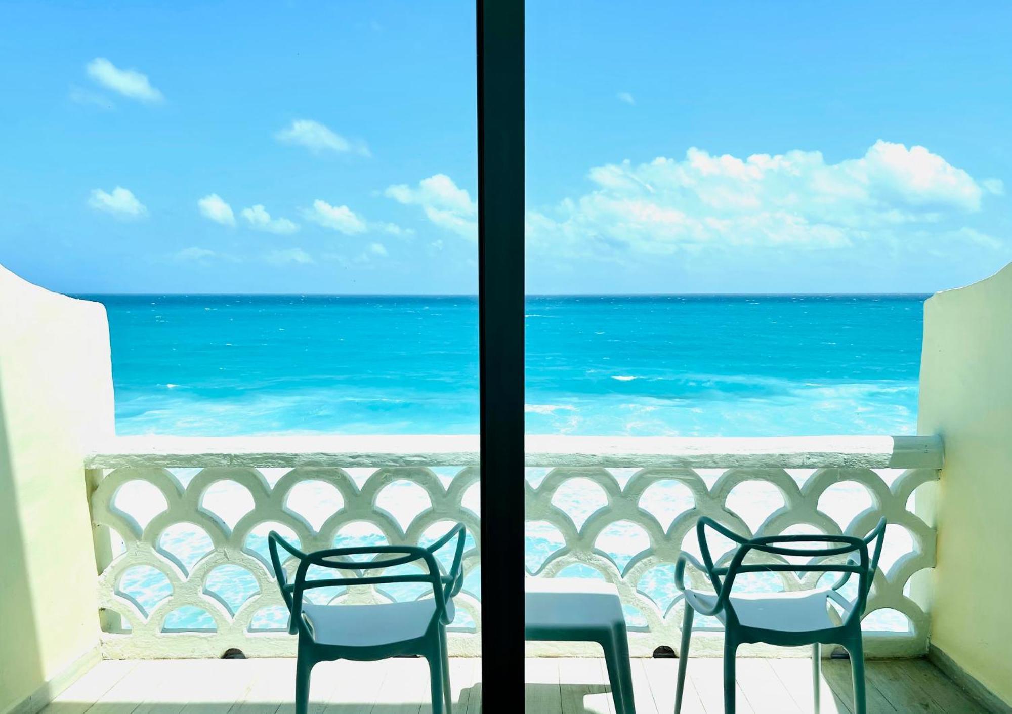 Beachside Apartments Cancun Exterior photo