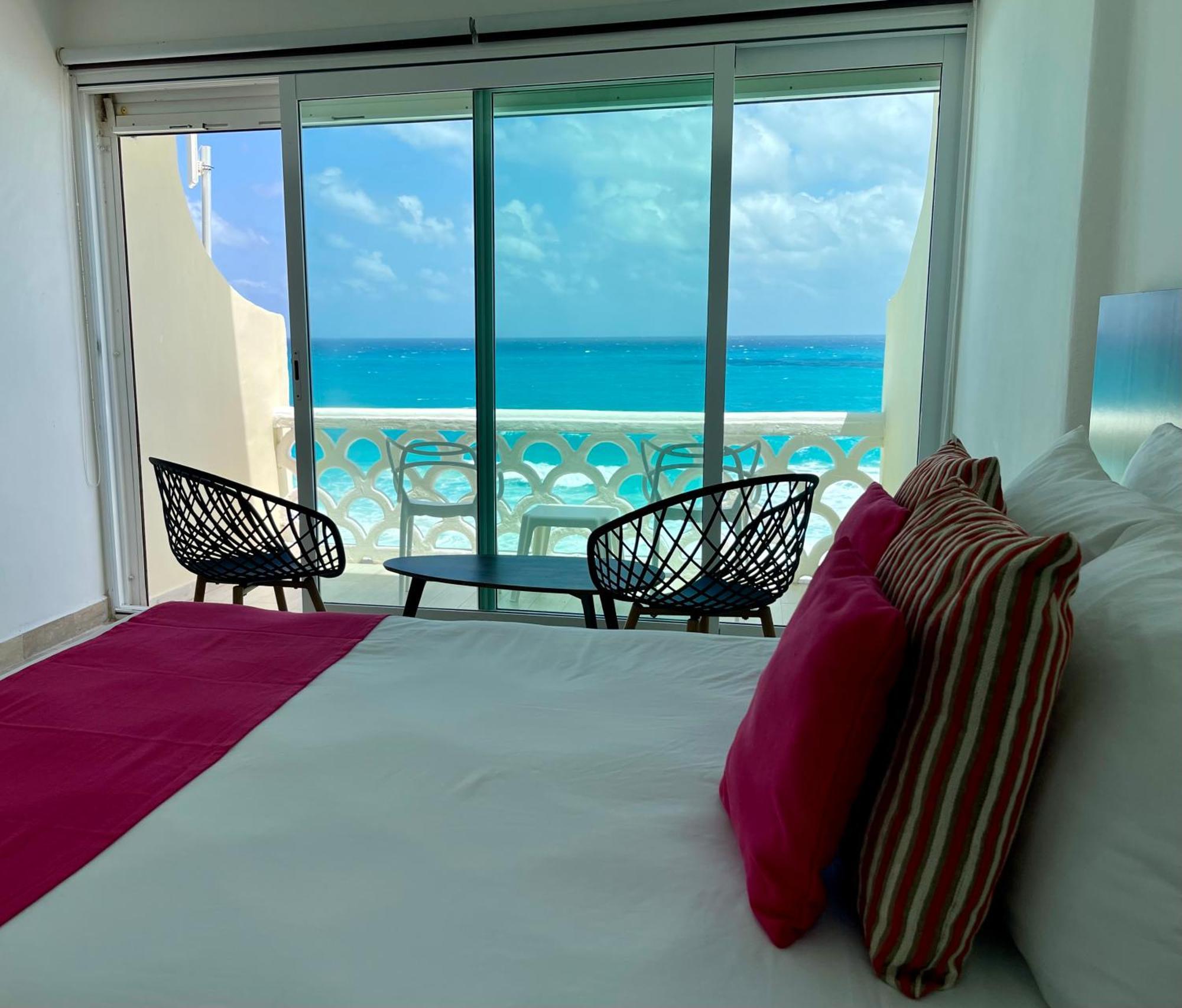 Beachside Apartments Cancun Exterior photo