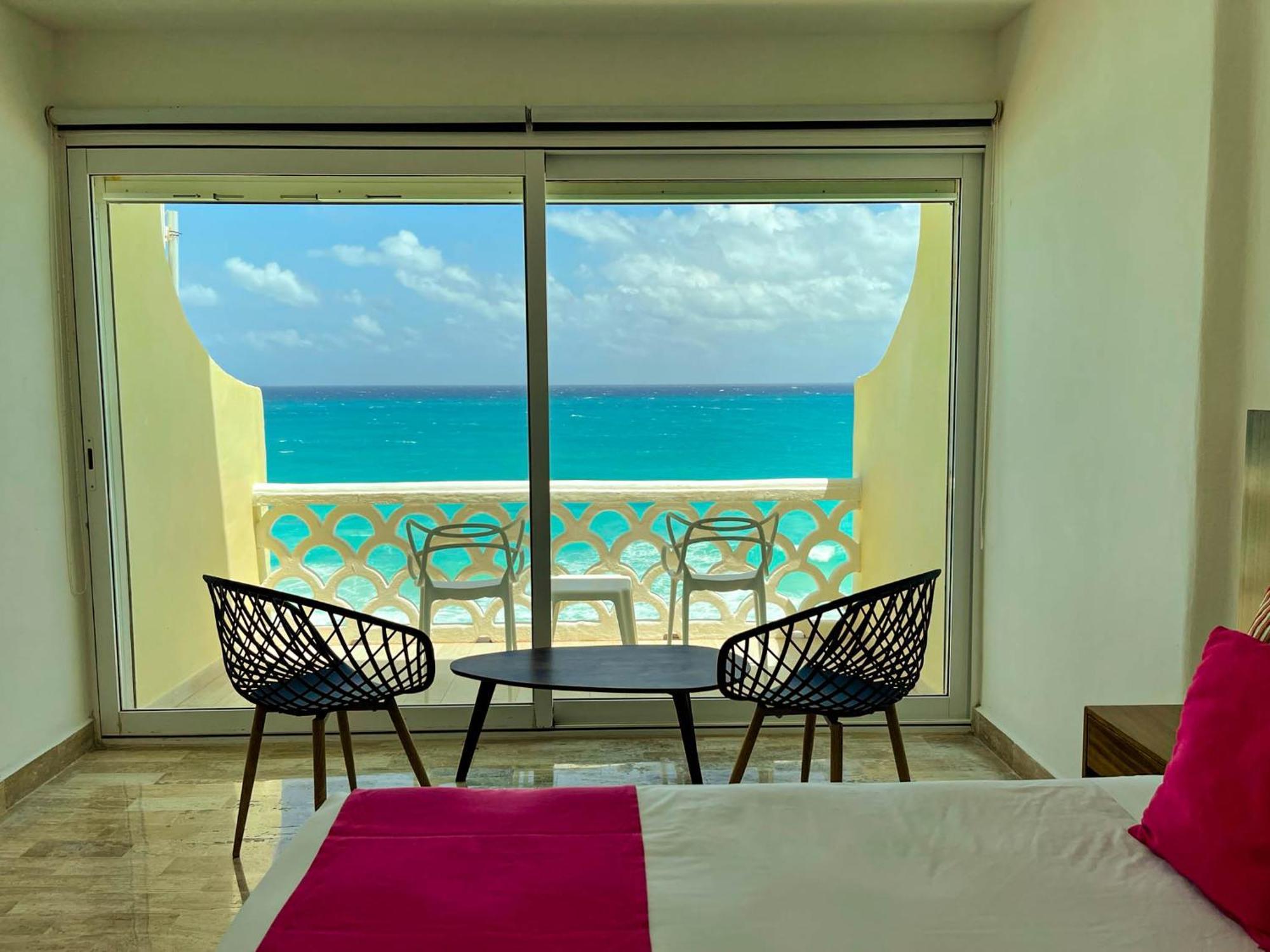Beachside Apartments Cancun Exterior photo