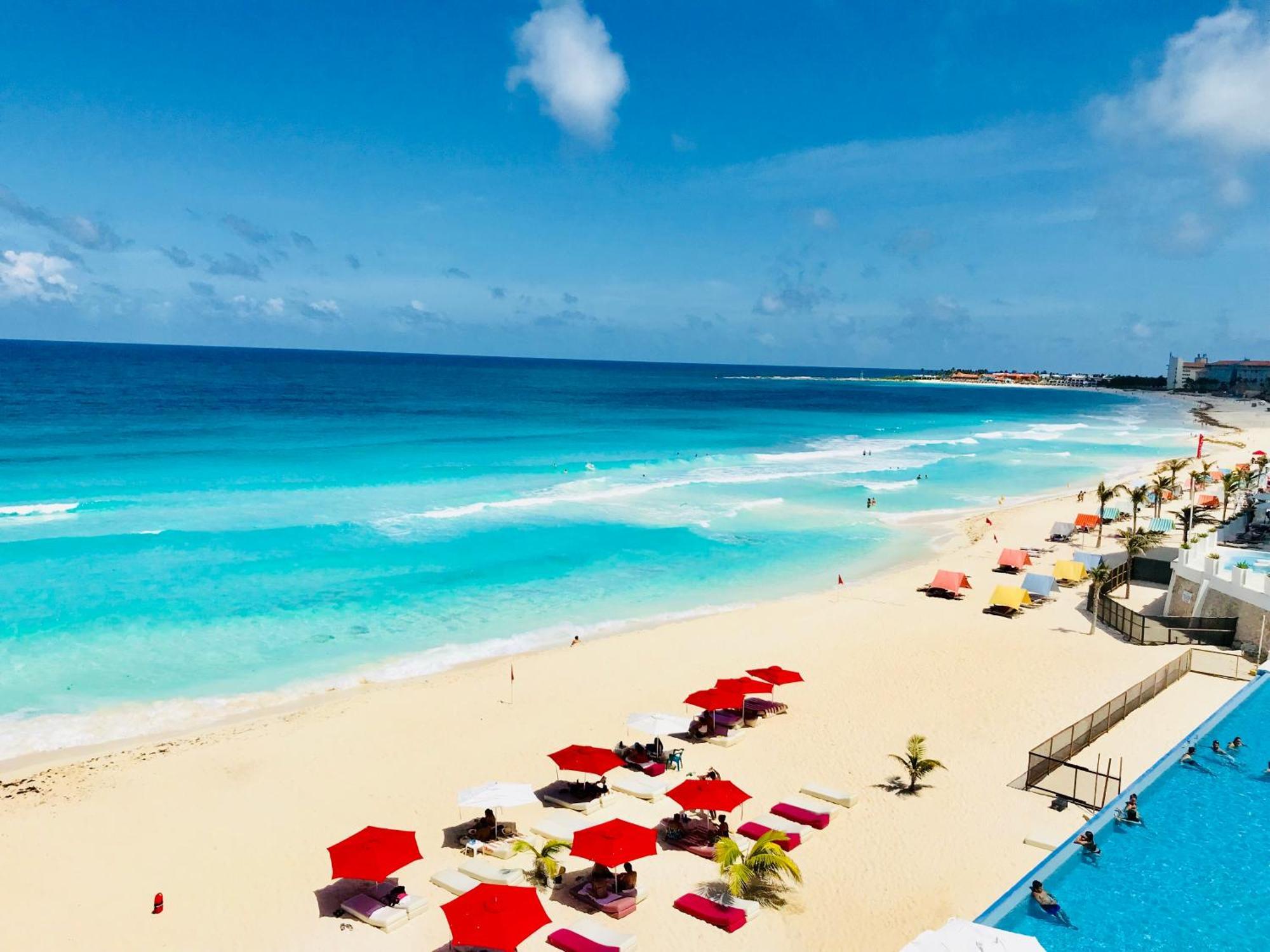 Beachside Apartments Cancun Exterior photo