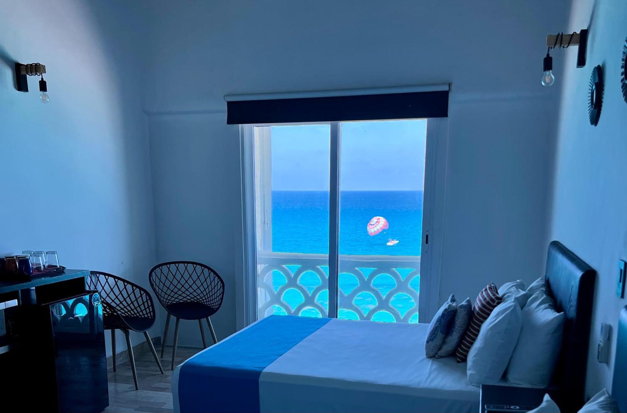 Beachside Apartments Cancun Exterior photo
