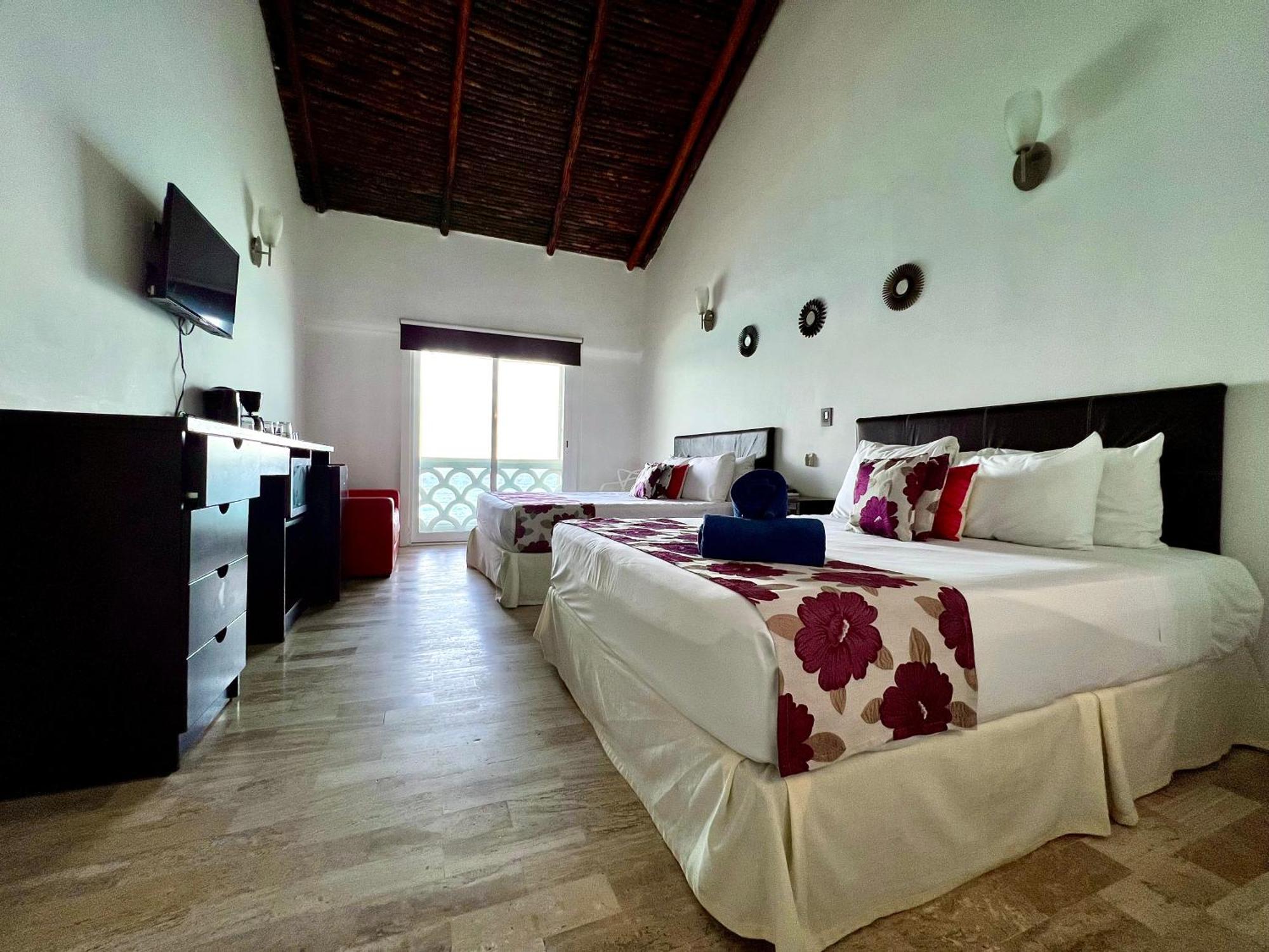 Beachside Apartments Cancun Exterior photo