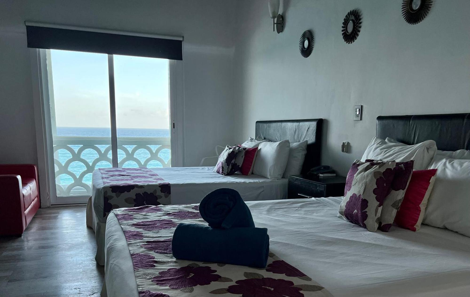 Beachside Apartments Cancun Exterior photo